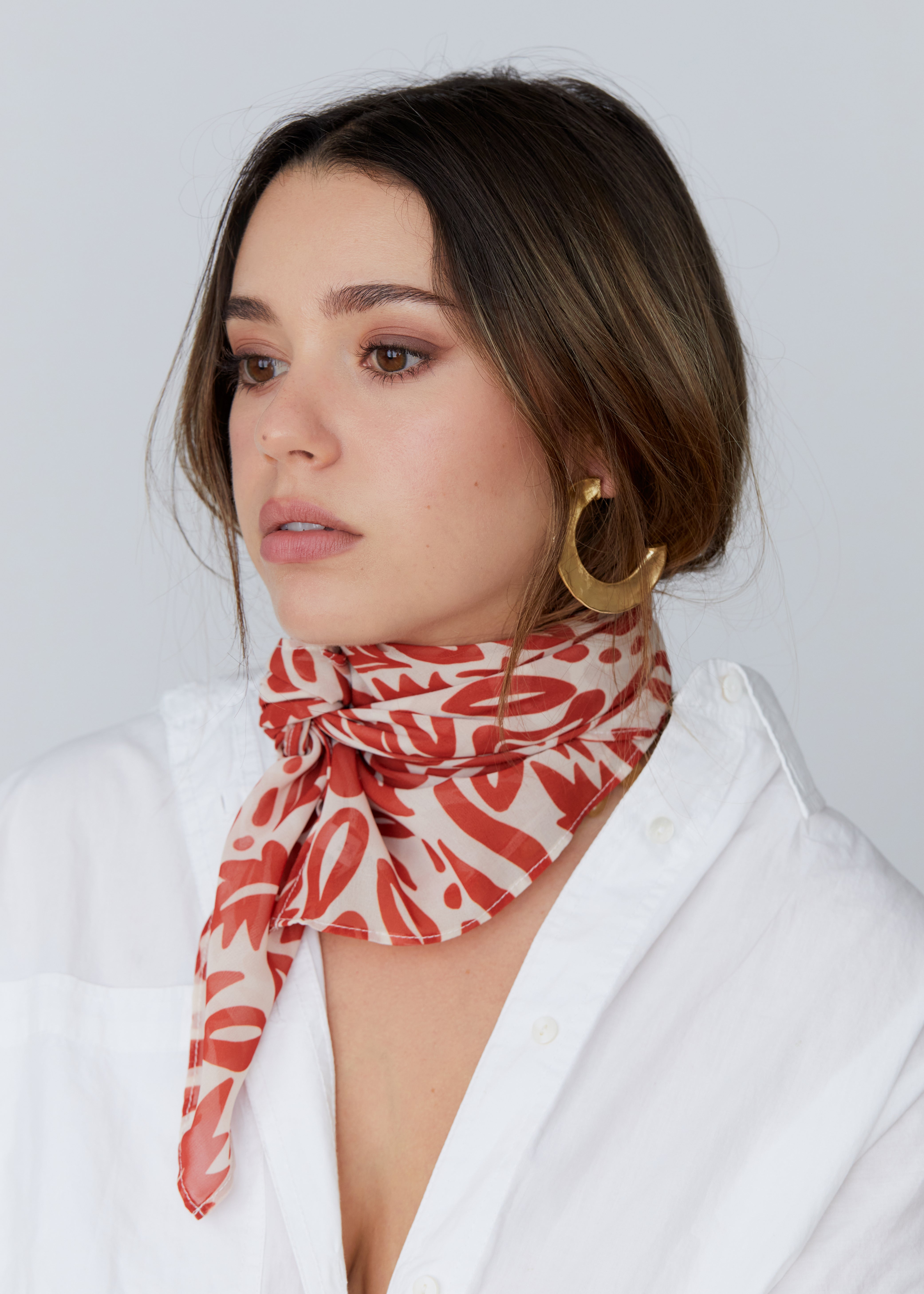 Head scarf- red pattern